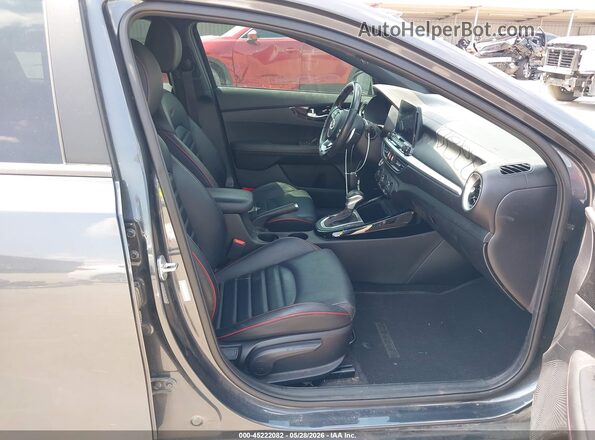 3KPF44AC7ME376528 2021 KIA FORTE Gray Vista interior delantera