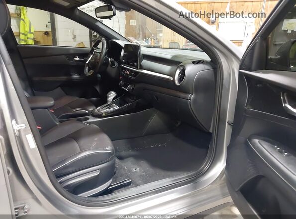 3KPF54AD0NE483685 2022 KIA FORTE Серебряный 