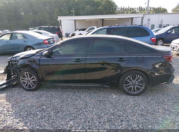 3KPF54AD0RE782700 2024 KIA FORTE Black 