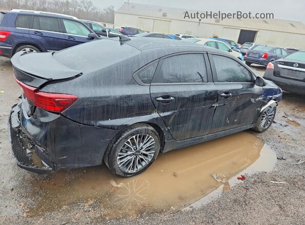 3KPF54AD0RE809555 2024 KIA FORTE Black Задня права чверть
