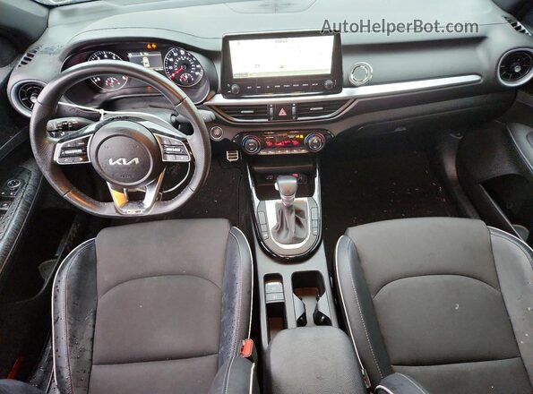 3KPF54AD0RE809555 2024 KIA FORTE Black Вид панелі приладів