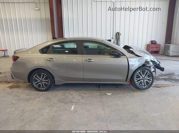 3KPF54AD1RE745526 2024 KIA FORTE Gray Սալոնի 360 աստիճան տեսք
