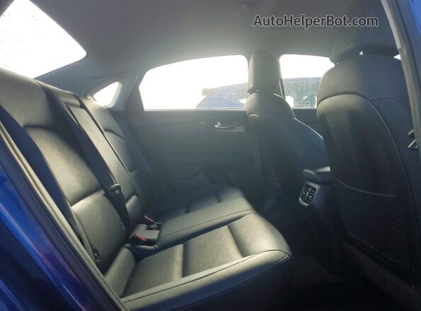 3KPF54AD3ME410387 2021 KIA FORTE Blue Հետևի նստատեղերի տեսք