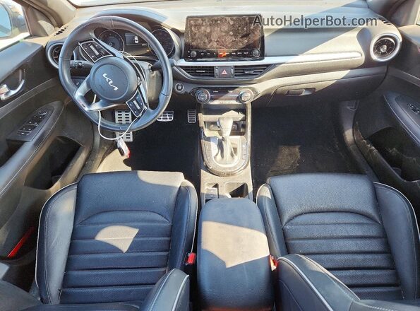 3KPF54AD3PE586845 2023 KIA FORTE Blue 