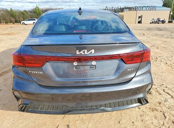 3KPF54AD3PE606768 2023 KIA FORTE Gray Widok z tyłu