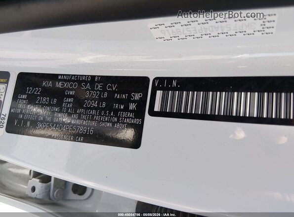 3KPF54AD4PE578916 2023 KIA FORTE White Widok komory silnika