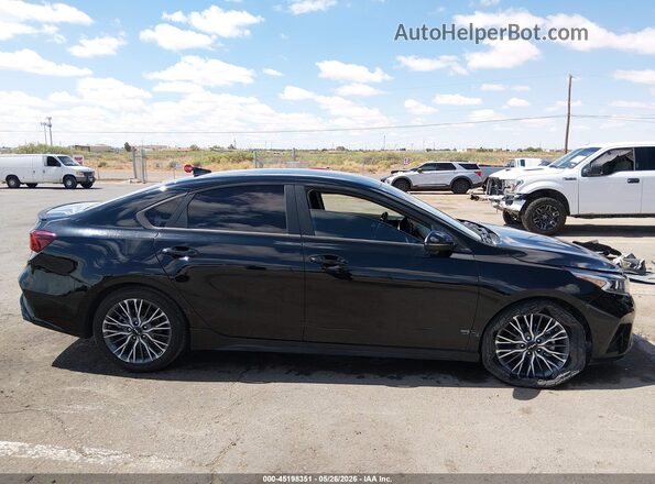 3KPF54AD4PE660791 2023 KIA FORTE Black Панорамний вид салону 360°