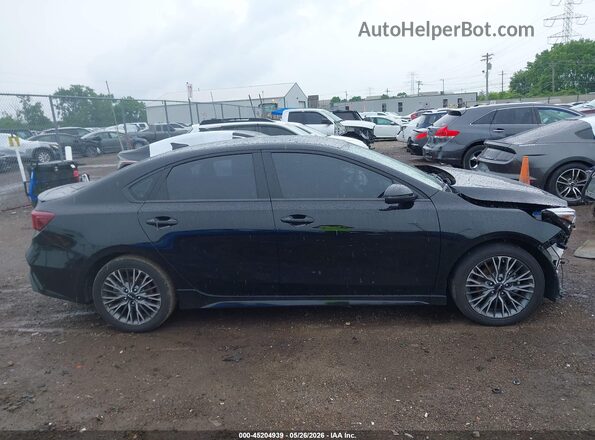 3KPF54AD4RE830098 2024 KIA FORTE Black სალონის 360-გრადუსიანი ხედი