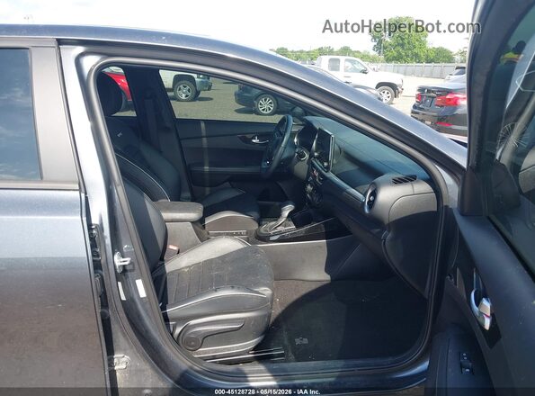 3KPF54AD5PE650271 2023 KIA FORTE Gray 