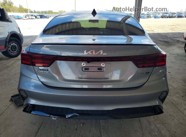 3KPF54AD5RE744718 2024 KIA FORTE Gray 