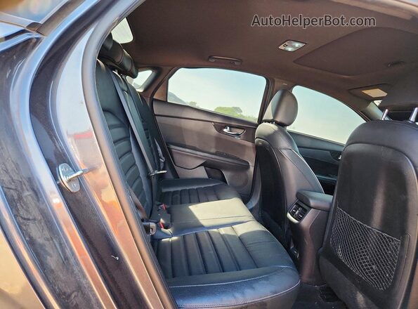 3KPF54AD7PE619605 2023 KIA FORTE Gray 