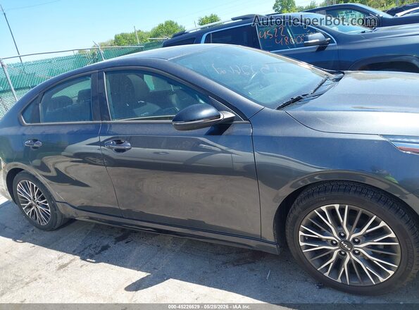 3KPF54AD8NE506727 2022 KIA FORTE Gray 