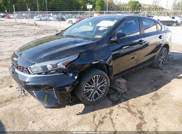 3KPF54AD8PE535678 2023 KIA FORTE Black Przód lewy