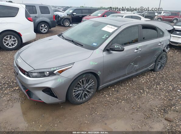 3KPF54AD8RE731980 2024 KIA FORTE Gray Front left