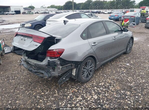 3KPF54AD8RE731980 2024 KIA FORTE Gray Rear right