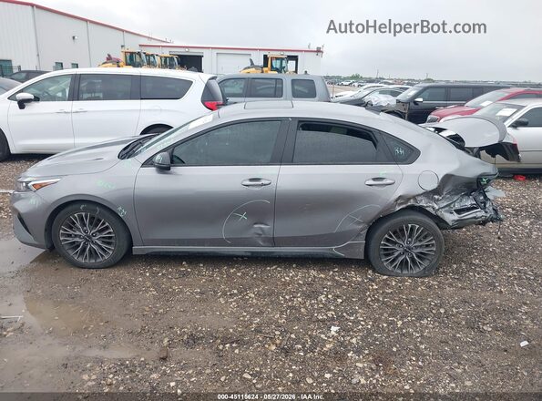 3KPF54AD8RE731980 2024 KIA FORTE Gray 