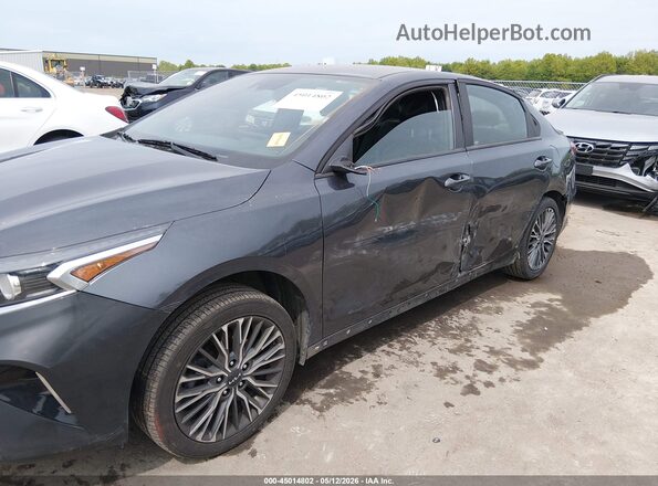 3KPF54AD9PE598594 2023 KIA FORTE Серый Вид спереди