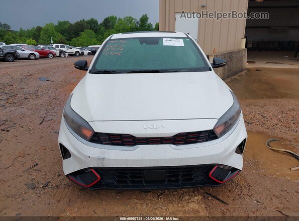 3KPF54ADXPE687672 2023 KIA FORTE White 