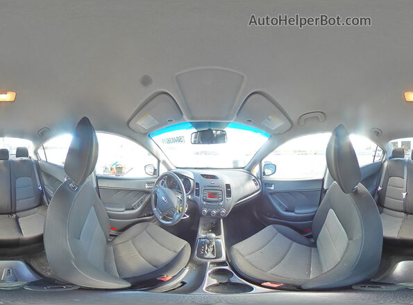 3KPFK4A70HE022574 2017 KIA FORTE Silver 