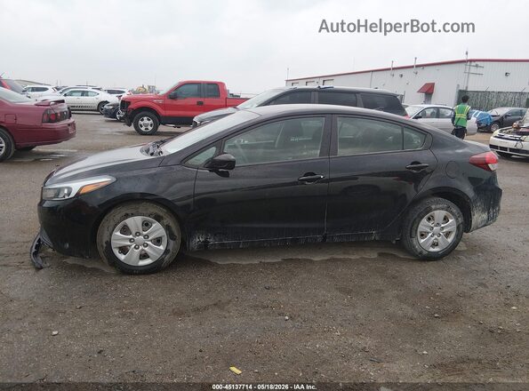 3KPFK4A70HE058913 2017 KIA FORTE Black 360 interior view