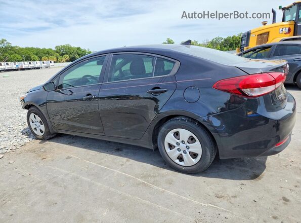 3KPFK4A70JE283533 2018 KIA FORTE Black 