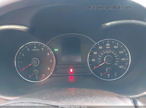 3KPFK4A72HE063028 2017 KIA FORTE Burgundy Հետևի նստատեղերի տեսք