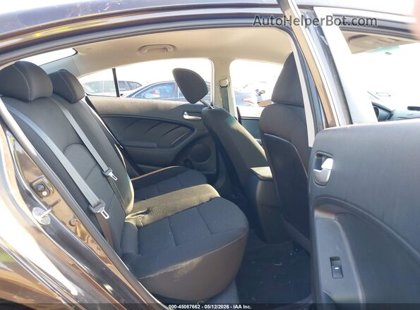 3KPFK4A74JE190501 2018 KIA FORTE Brown Вид наклейки з VIN-кодом