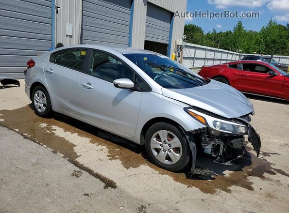 3KPFK4A75HE068319 2017 KIA FORTE Silver 