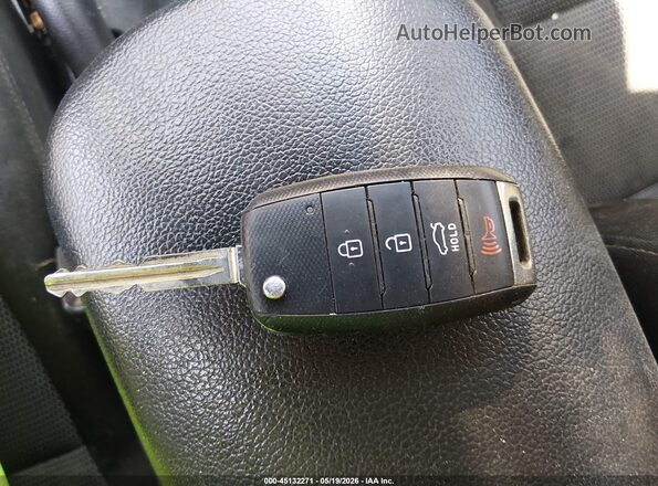 3KPFK4A76HE030145 2017 KIA FORTE Burgundy წინა პანელის ხედი