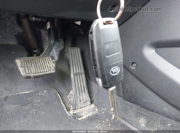 3KPFK4A76JE217472 2018 KIA FORTE Dark Brown 