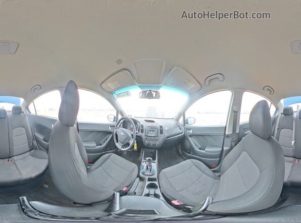 3KPFK4A76JE269877 2018 KIA FORTE Blue 