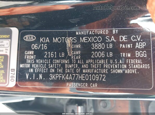 3KPFK4A77HE010972 2017 KIA FORTE Gray Vista del compartimento del motor