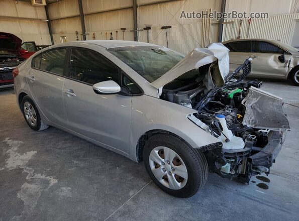 3KPFK4A77HE041204 2017 KIA FORTE Silver Delantero derecho