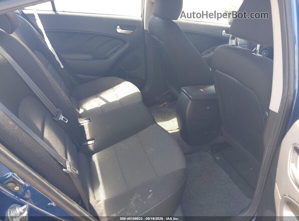 3KPFK4A77JE260010 2018 KIA FORTE Blue 