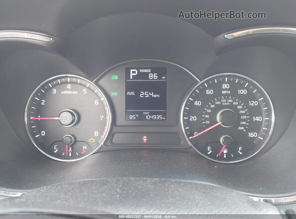 3KPFK4A7XJE168504 2018 KIA FORTE Brown Հետևի նստատեղերի տեսք