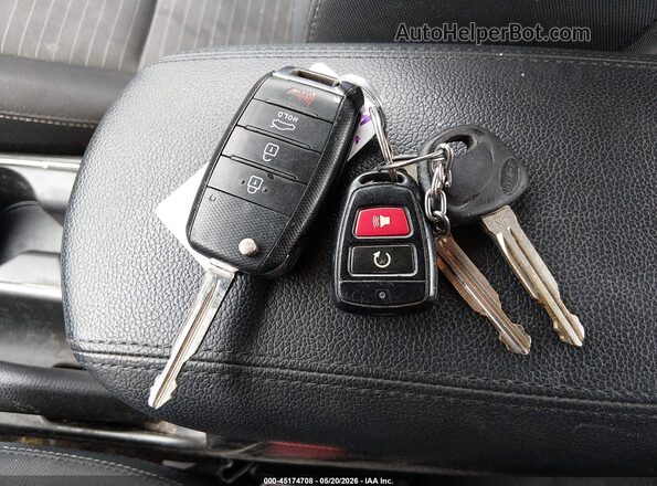 3KPFL4A71HE100891 2017 KIA FORTE Blue Առջևի վահանակի տեսք