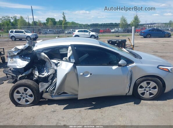 3KPFL4A74JE220240 2018 KIA FORTE Silver 