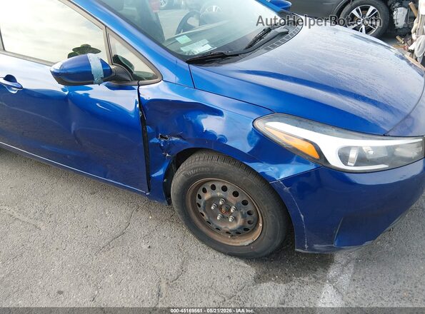 3KPFL4A76HE060372 2017 KIA FORTE Blue წინა ხედი