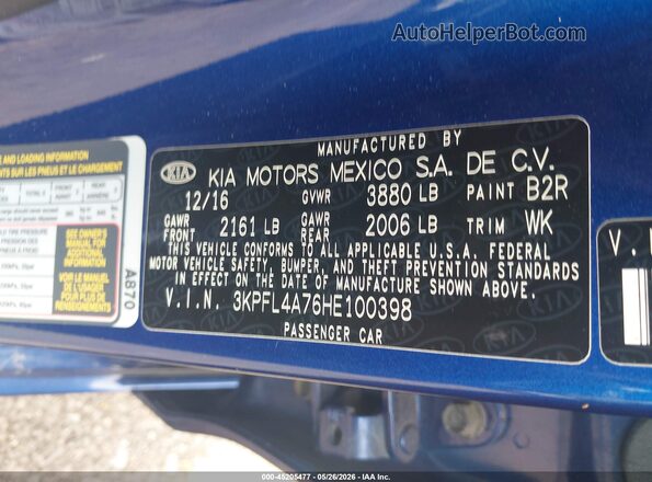 3KPFL4A76HE100398 2017 KIA FORTE Синий Вид подкапотного пространства