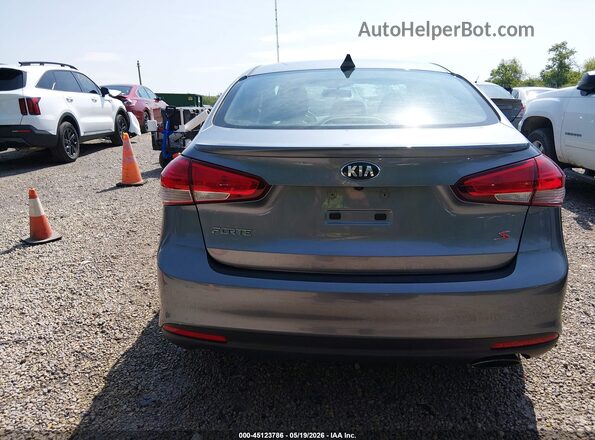 3KPFL4A78HE160098 2017 KIA FORTE Gray 