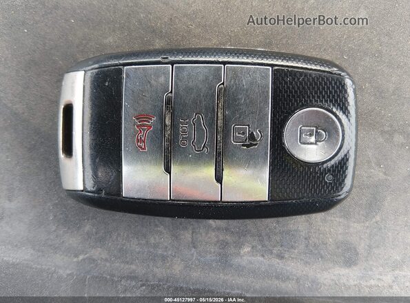 3KPFL4A79HE037877 2017 KIA FORTE Blue Vista del salpicadero