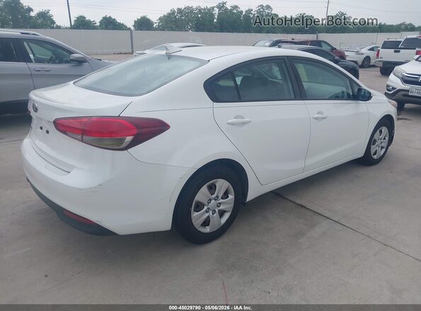 3KPFL4A79JE212828 2018 KIA FORTE White 