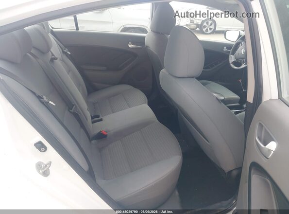3KPFL4A79JE212828 2018 KIA FORTE White 
