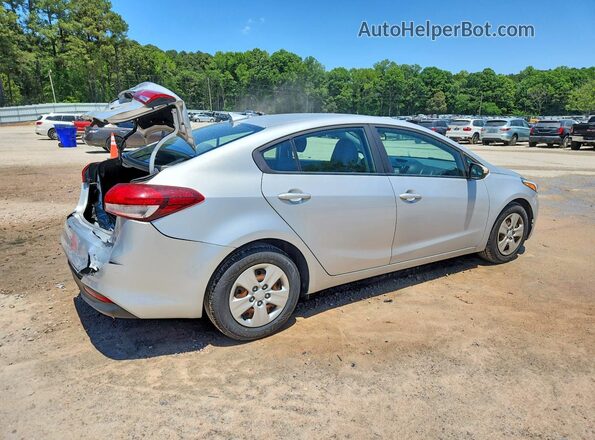 3KPFL4A7XJE195649 2018 KIA FORTE Silver 