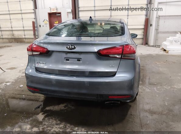 3KPFL4A8XHE110666 2017 KIA FORTE Blue 