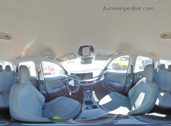 3KPFT4DE1SE200538 2025 KIA K4 White 