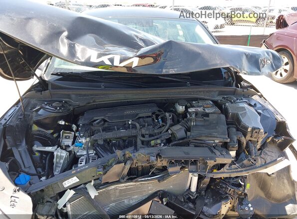 3KPFT4DE1SE216982 2025 KIA K4 Black Vista trasera