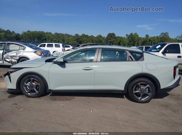 3KPFT4DE1SE231160 2025 KIA K4 Green Vista interior de 360 grados