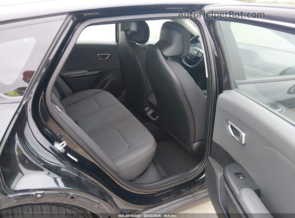 3KPFT4DE2SE003779 2025 KIA K4 Black VIN კოდის სტიკერის ხედი