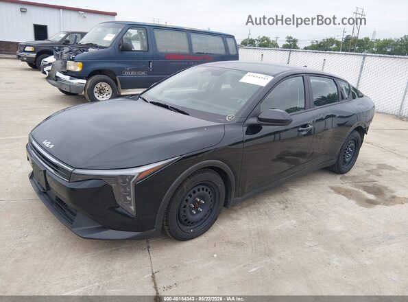 3KPFT4DE2SE003779 2025 KIA K4 Black წინა მარცხენა ხედი სამი მეოთხედიდან